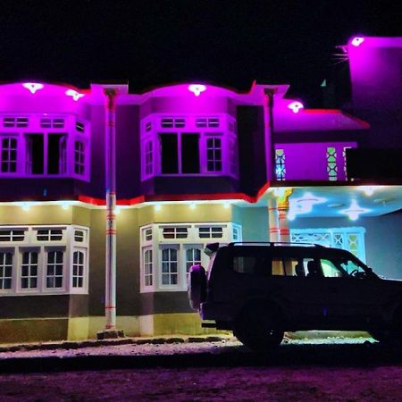Skardu One Resort And Guest House Экстерьер фото