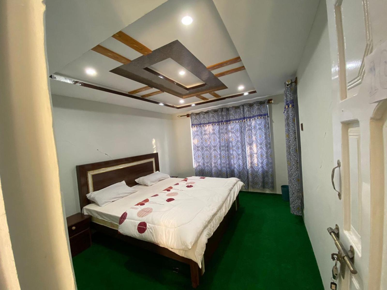 Skardu One Resort And Guest House Экстерьер фото